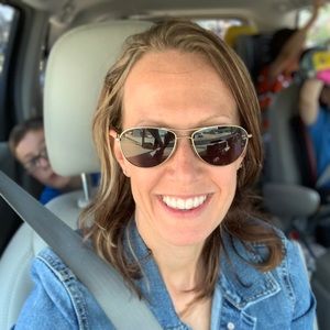 Meet your Posher, Megan